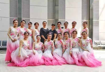 秋染中國賞西安丨白鹿原影視城中秋名家薈萃，好戲連臺話家風